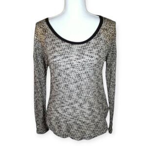 TEENBELL BLACK & BEIGE EMBELLISHED SHOULDER SWEATER SZ.S EUC.